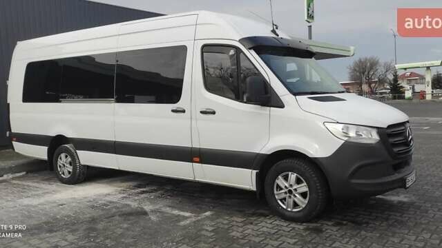 Белый Мерседес Sprinter, объемом двигателя 2.2 л и пробегом 274 тыс. км за 54500 $, фото 3 на Automoto.ua
