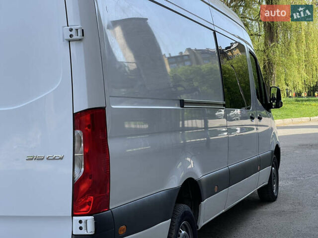 Белый Мерседес Sprinter, объемом двигателя 2.99 л и пробегом 126 тыс. км за 43266 $, фото 29 на Automoto.ua