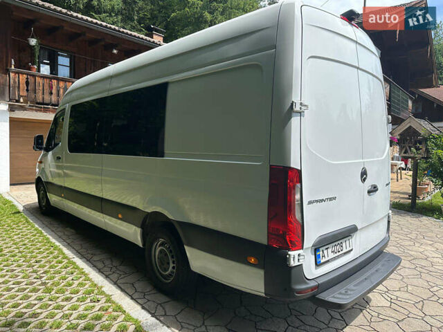 Белый Мерседес Sprinter, объемом двигателя 2.14 л и пробегом 450 тыс. км за 32300 $, фото 3 на Automoto.ua