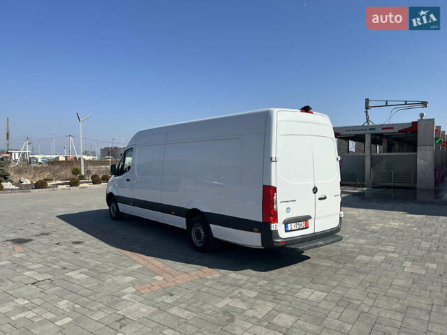 Белый Мерседес Sprinter, объемом двигателя 2.14 л и пробегом 230 тыс. км за 26499 $, фото 10 на Automoto.ua