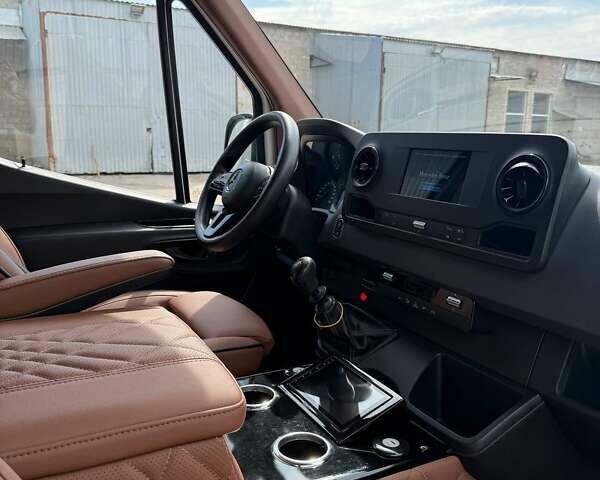 Білий Мерседес Sprinter, об'ємом двигуна 2.14 л та пробігом 260 тис. км за 47000 $, фото 11 на Automoto.ua
