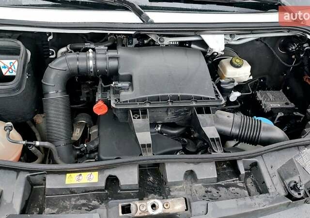 Белый Мерседес Sprinter, объемом двигателя 2.14 л и пробегом 263 тыс. км за 25900 $, фото 22 на Automoto.ua