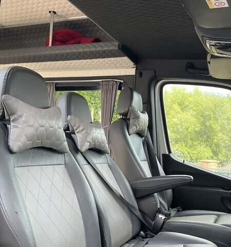 Белый Мерседес Sprinter, объемом двигателя 2.99 л и пробегом 294 тыс. км за 42500 $, фото 5 на Automoto.ua