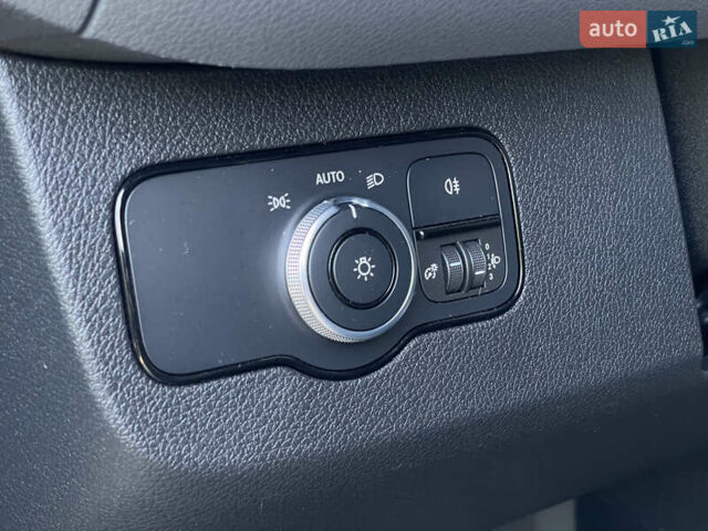 Белый Мерседес Sprinter, объемом двигателя 2.99 л и пробегом 126 тыс. км за 43266 $, фото 35 на Automoto.ua