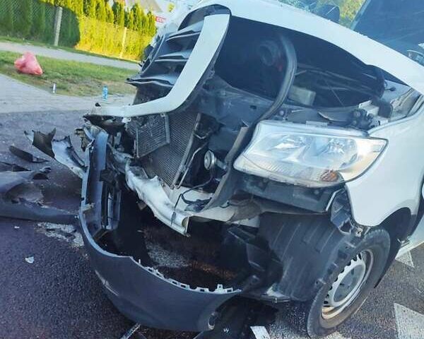 Білий Мерседес Sprinter, об'ємом двигуна 3 л та пробігом 190 тис. км за 19500 $, фото 23 на Automoto.ua