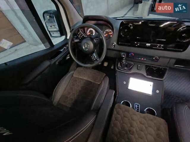 Белый Мерседес Sprinter, объемом двигателя 2.9 л и пробегом 365 тыс. км за 41999 $, фото 17 на Automoto.ua