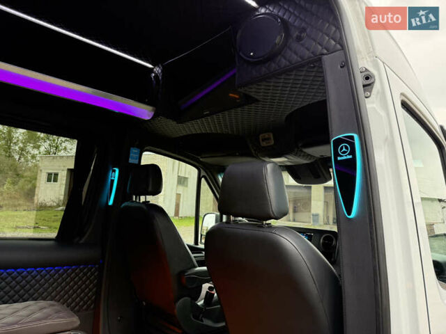 Білий Мерседес Sprinter, об'ємом двигуна 2 л та пробігом 295 тис. км за 44777 $, фото 41 на Automoto.ua