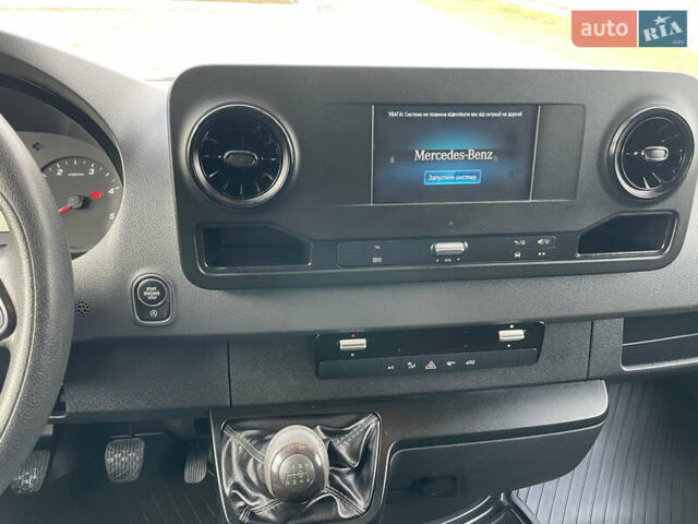Белый Мерседес Sprinter, объемом двигателя 2.14 л и пробегом 195 тыс. км за 31300 $, фото 19 на Automoto.ua