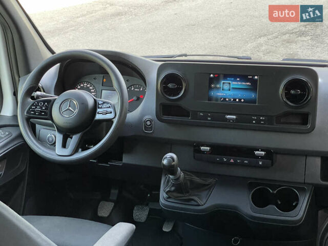 Белый Мерседес Sprinter, объемом двигателя 2.99 л и пробегом 126 тыс. км за 43266 $, фото 49 на Automoto.ua