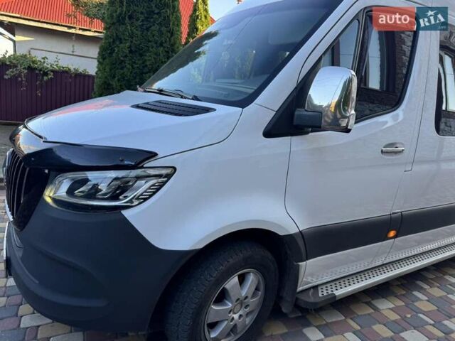Белый Мерседес Sprinter, объемом двигателя 2.99 л и пробегом 382 тыс. км за 41999 $, фото 14 на Automoto.ua