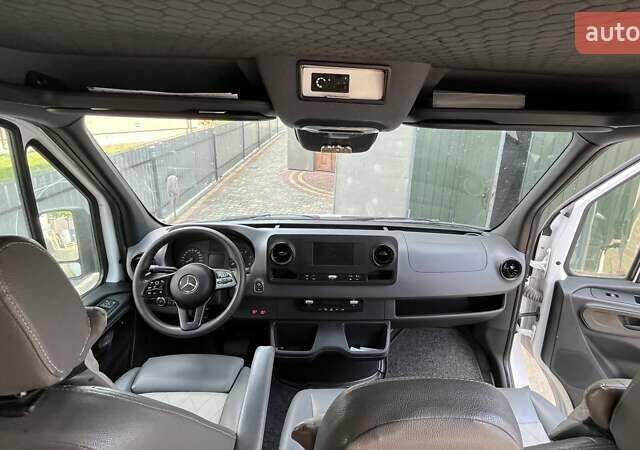 Белый Мерседес Sprinter, объемом двигателя 2.99 л и пробегом 294 тыс. км за 42500 $, фото 16 на Automoto.ua