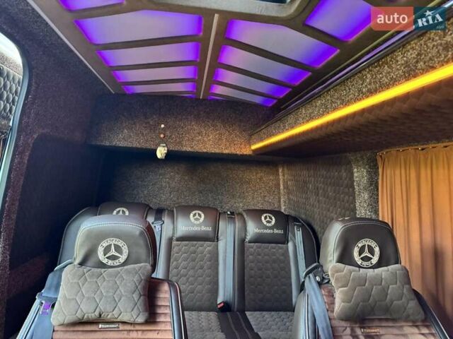 Белый Мерседес Sprinter, объемом двигателя 2.99 л и пробегом 382 тыс. км за 41999 $, фото 17 на Automoto.ua