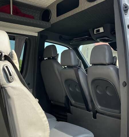 Белый Мерседес Sprinter, объемом двигателя 2.99 л и пробегом 294 тыс. км за 42500 $, фото 10 на Automoto.ua