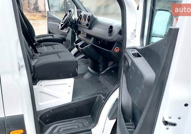 Белый Мерседес Sprinter, объемом двигателя 2.14 л и пробегом 263 тыс. км за 25900 $, фото 10 на Automoto.ua