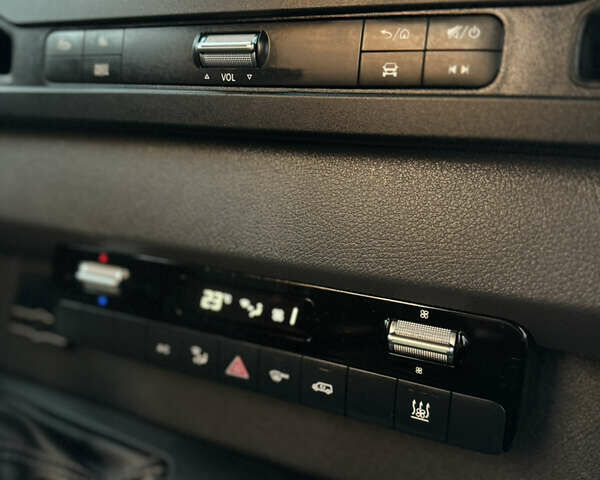 Білий Мерседес Sprinter, об'ємом двигуна 1.95 л та пробігом 82 тис. км за 37000 $, фото 14 на Automoto.ua