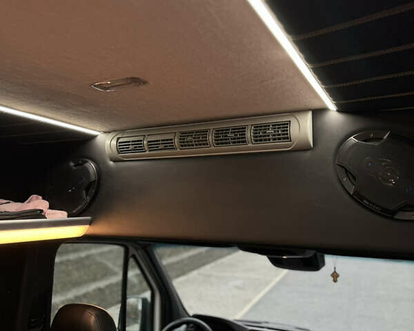 Білий Мерседес Sprinter, об'ємом двигуна 1.95 л та пробігом 82 тис. км за 37000 $, фото 15 на Automoto.ua
