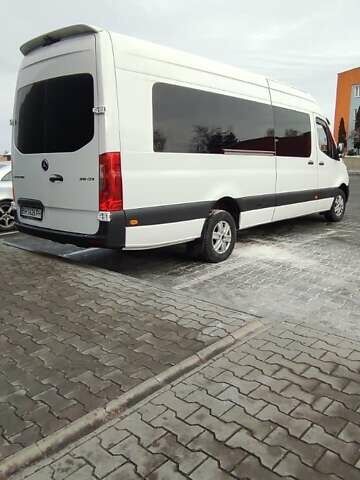Белый Мерседес Sprinter, объемом двигателя 2.2 л и пробегом 274 тыс. км за 54500 $, фото 6 на Automoto.ua