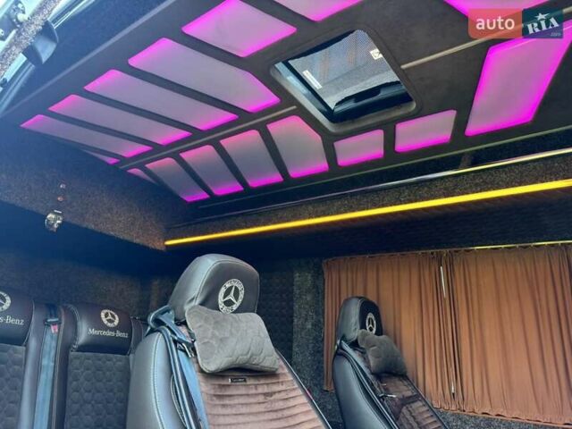 Белый Мерседес Sprinter, объемом двигателя 2.99 л и пробегом 382 тыс. км за 41999 $, фото 18 на Automoto.ua