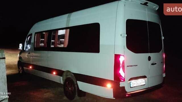 Белый Мерседес Sprinter, объемом двигателя 2.2 л и пробегом 274 тыс. км за 54500 $, фото 9 на Automoto.ua