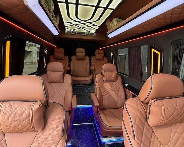 Білий Мерседес Sprinter, об'ємом двигуна 2.14 л та пробігом 260 тис. км за 47000 $, фото 19 на Automoto.ua
