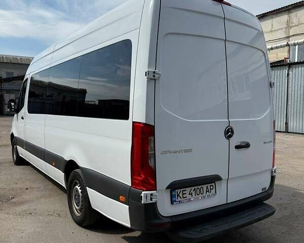 Білий Мерседес Sprinter, об'ємом двигуна 2.14 л та пробігом 260 тис. км за 47000 $, фото 4 на Automoto.ua