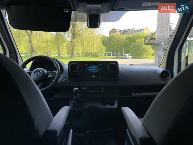 Белый Мерседес Sprinter, объемом двигателя 2.99 л и пробегом 126 тыс. км за 43266 $, фото 42 на Automoto.ua