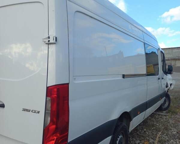 Білий Мерседес Sprinter, об'ємом двигуна 3 л та пробігом 190 тис. км за 19500 $, фото 2 на Automoto.ua