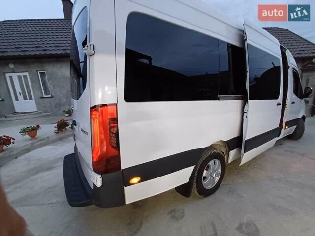 Белый Мерседес Sprinter, объемом двигателя 2.9 л и пробегом 365 тыс. км за 41999 $, фото 9 на Automoto.ua