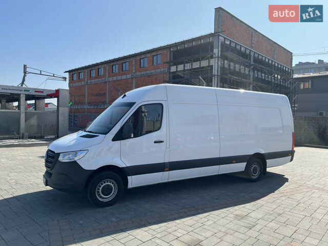 Белый Мерседес Sprinter, объемом двигателя 2.14 л и пробегом 230 тыс. км за 26499 $, фото 3 на Automoto.ua