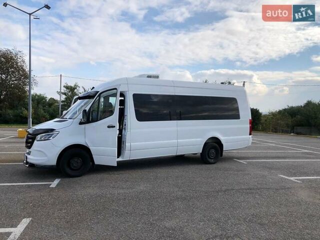 Белый Мерседес Sprinter, объемом двигателя 2.99 л и пробегом 220 тыс. км за 51500 $, фото 17 на Automoto.ua