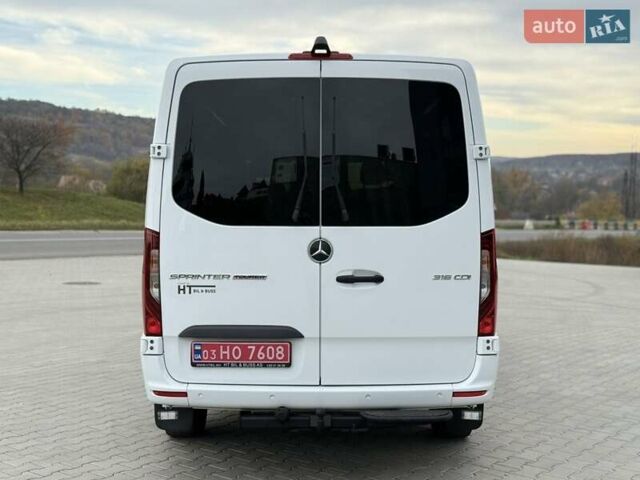 Белый Мерседес Sprinter, объемом двигателя 2.2 л и пробегом 335 тыс. км за 39100 $, фото 5 на Automoto.ua
