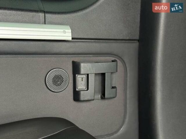 Белый Мерседес Sprinter, объемом двигателя 2.2 л и пробегом 335 тыс. км за 39100 $, фото 27 на Automoto.ua