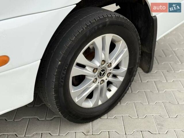 Белый Мерседес Sprinter, объемом двигателя 2.2 л и пробегом 335 тыс. км за 39100 $, фото 17 на Automoto.ua