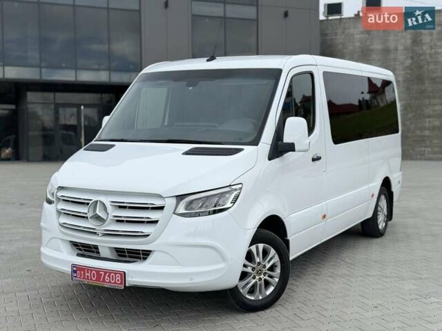 Белый Мерседес Sprinter, объемом двигателя 2.2 л и пробегом 335 тыс. км за 39100 $, фото 2 на Automoto.ua