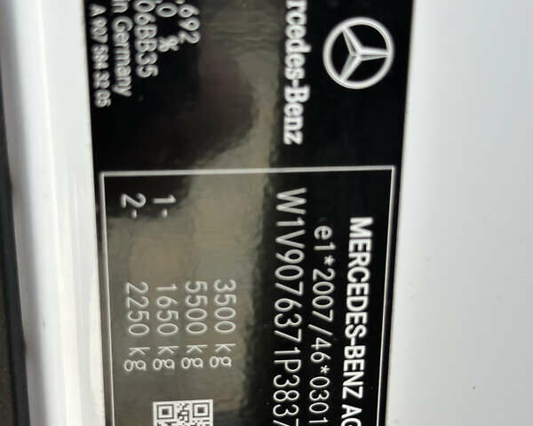 Белый Мерседес Sprinter, объемом двигателя 2.99 л и пробегом 119 тыс. км за 64000 $, фото 19 на Automoto.ua