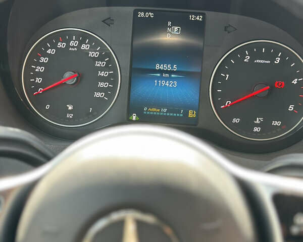 Белый Мерседес Sprinter, объемом двигателя 2.99 л и пробегом 119 тыс. км за 64000 $, фото 16 на Automoto.ua