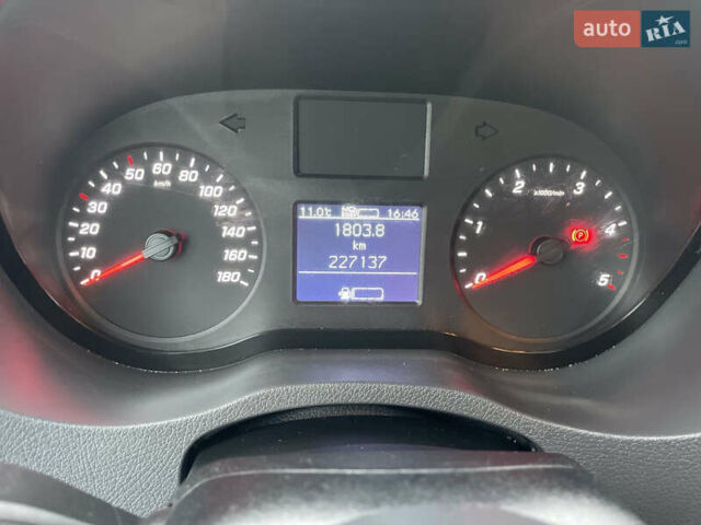 Білий Мерседес Sprinter, об'ємом двигуна 2.2 л та пробігом 227 тис. км за 33150 $, фото 25 на Automoto.ua