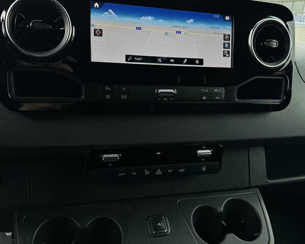Белый Мерседес Sprinter, объемом двигателя 2.99 л и пробегом 136 тыс. км за 68624 $, фото 10 на Automoto.ua
