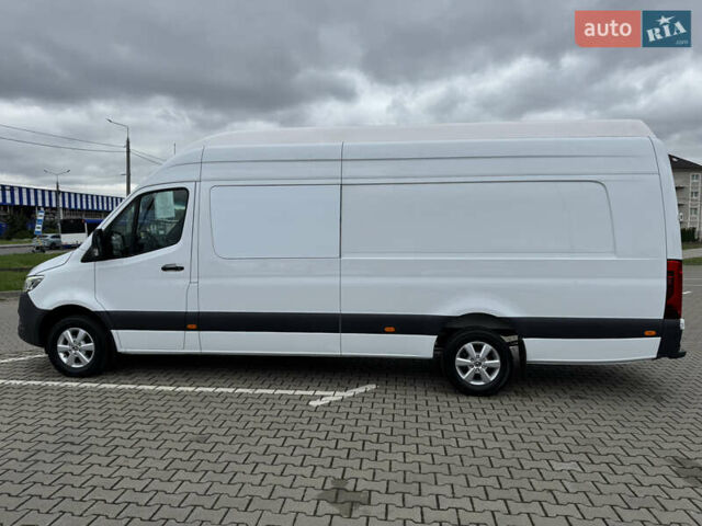 Белый Мерседес Sprinter, объемом двигателя 2.99 л и пробегом 136 тыс. км за 68624 $, фото 5 на Automoto.ua