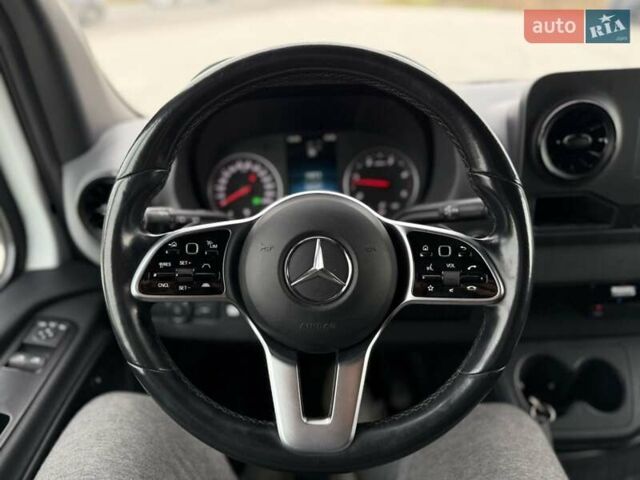 Белый Мерседес Sprinter, объемом двигателя 2.2 л и пробегом 335 тыс. км за 39100 $, фото 45 на Automoto.ua