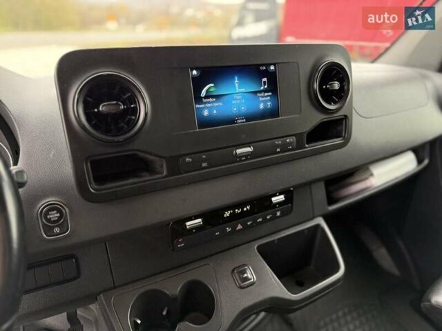 Белый Мерседес Sprinter, объемом двигателя 2.2 л и пробегом 335 тыс. км за 39100 $, фото 36 на Automoto.ua
