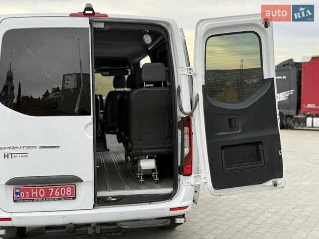 Белый Мерседес Sprinter, объемом двигателя 2.2 л и пробегом 335 тыс. км за 39100 $, фото 4 на Automoto.ua
