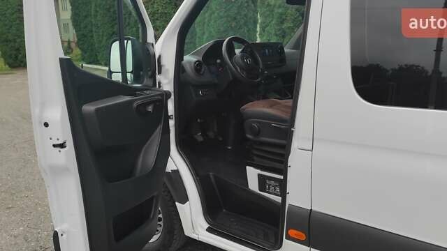 Белый Мерседес Sprinter, объемом двигателя 2 л и пробегом 167 тыс. км за 34950 $, фото 14 на Automoto.ua