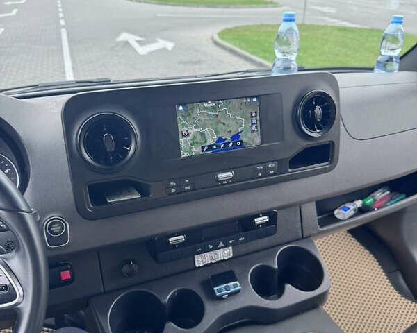 Білий Мерседес Sprinter, об'ємом двигуна 2.99 л та пробігом 260 тис. км за 60000 $, фото 15 на Automoto.ua