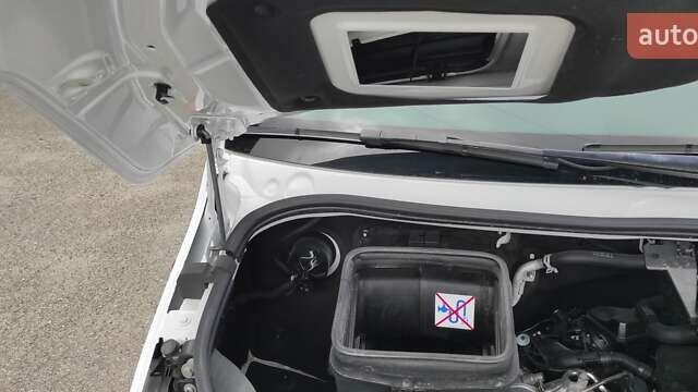 Білий Мерседес Sprinter, об'ємом двигуна 2 л та пробігом 163 тис. км за 35900 $, фото 65 на Automoto.ua