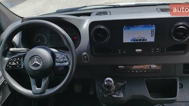 Белый Мерседес Sprinter, объемом двигателя 1.95 л и пробегом 165 тыс. км за 34800 $, фото 19 на Automoto.ua