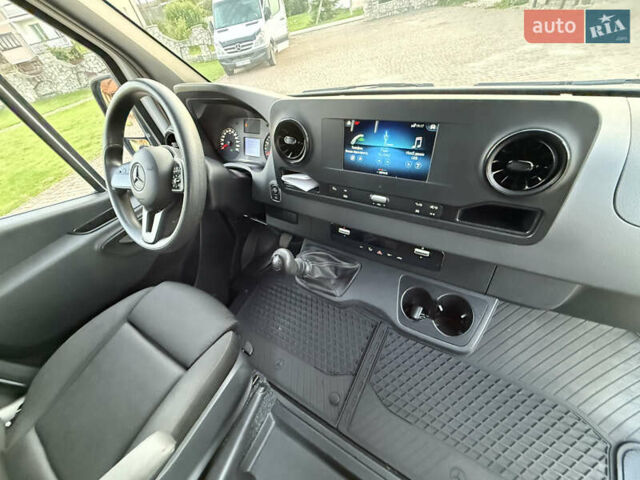 Белый Мерседес Sprinter, объемом двигателя 2 л и пробегом 170 тыс. км за 26400 $, фото 12 на Automoto.ua