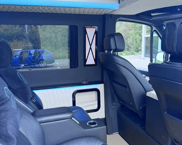 Білий Мерседес Sprinter, об'ємом двигуна 2.99 л та пробігом 260 тис. км за 60000 $, фото 20 на Automoto.ua