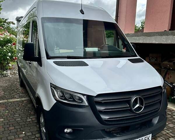 Белый Мерседес Sprinter, объемом двигателя 2.99 л и пробегом 79 тыс. км за 63150 $, фото 1 на Automoto.ua