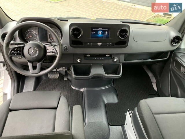 Белый Мерседес Sprinter, объемом двигателя 1.95 л и пробегом 173 тыс. км за 28950 $, фото 30 на Automoto.ua